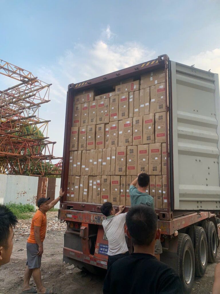 Bốc xếp hàng hóa